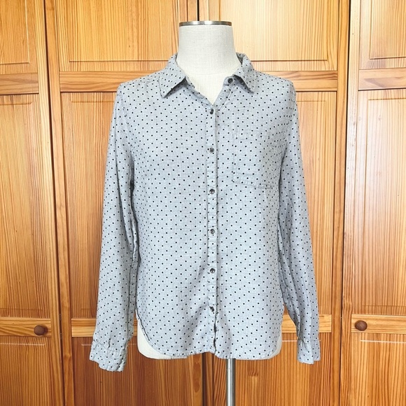 Maurices Large Chambray Polka Dot Button Front Shirt Casual Office - Picture 3 of 9